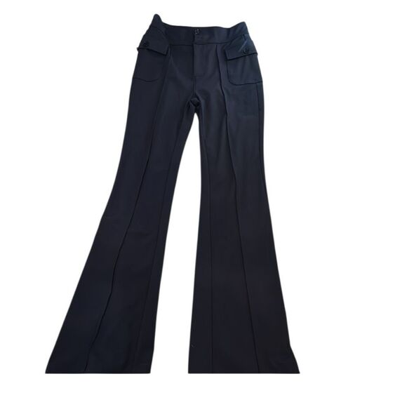 Halara High Waisted Side Flap Pocket Flare Casual Cargo Pants size small - Picture 4 of 11